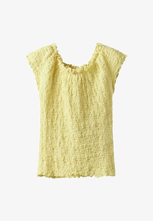 Žlutá texturovaná blůza s volánkovým výstřihem a krátkými rukávy. Vyrobena z lehkého materiálu, má volný, uvolněný střih.
