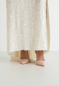 Call it Spring MESMERIZE - Klasiski papēži - other beige