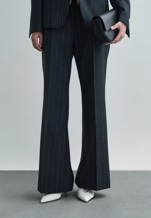 JULI - Παντελόνι - jet grey