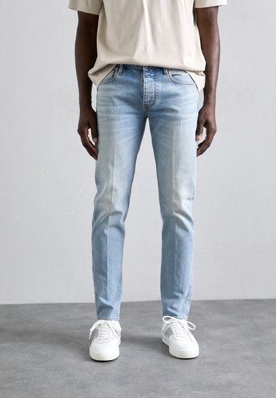 Emporio Armani POCKETS PANT - Traperice uskog kroja - medium blue denim