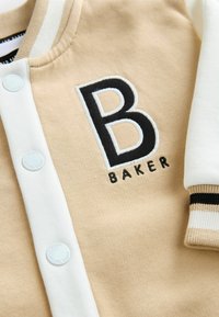 Baker by Ted Baker VARSITY PIECE SET - REGULAR FIT - Dresside alumine osa - neutral