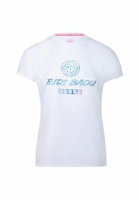 T-shirt en coton blanc à manches courtes, arborant des graphismes colorés "BIDI BADU" et "PADEL" à l'avant, avec un design à col rond.