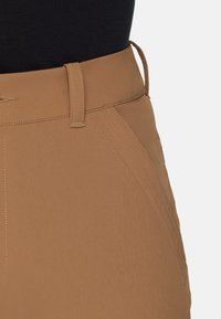 Mammut HIKING V - Friluftsbyxor - claystone