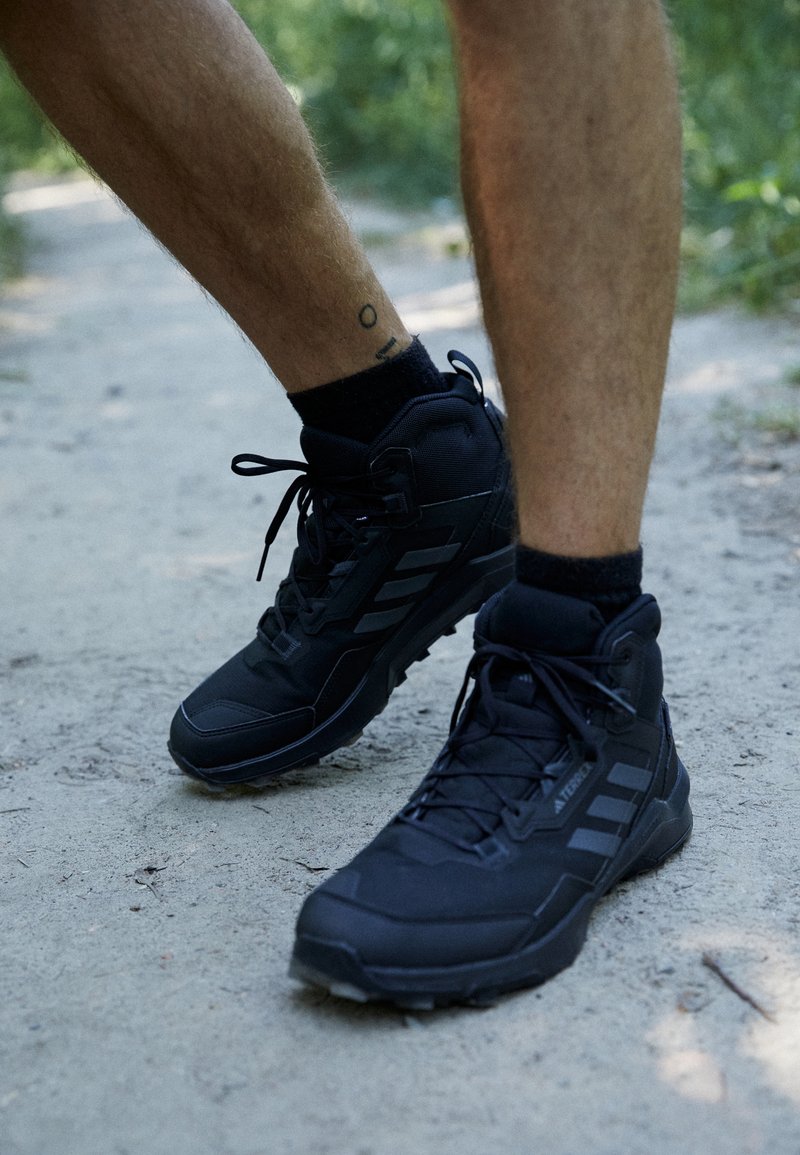 Adidas Terrex AX4 MID GORE-TEX® HIKING - Zapatillas de senderismo ...