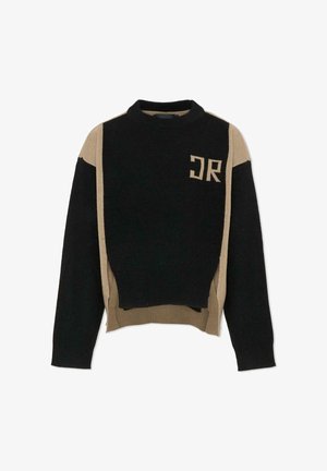 Pull en tricot noir et tan à col montant, avec une coupe ample, des poignets côtelés et un logo brodé distinctif "DR."