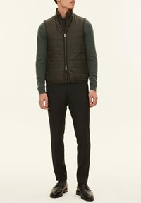Oscar Jacobson PADDED - Weste - rosciola green