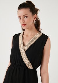 LELA REGULAR FIT - Dnevna obleka - black