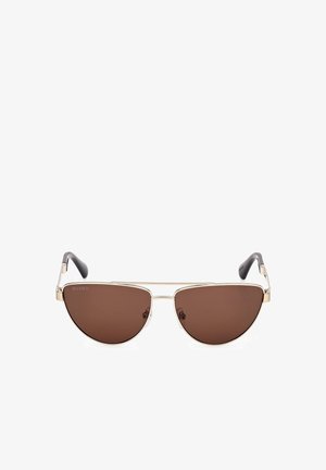 Brązowe okulary przeciwsłoneczne z metalową ramką w kolorze srebrnym, w kształcie kociego oka, z czarnymi akcentami na ramionach. Minimalistyczny design o niskiej wadze.