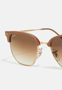 Ray-Ban NEW CLUBMASTER UNISEX - Solbriller - beige/gold-coloured