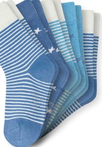 Set aus sechs blauen Socken mit verschiedenen Mustern. Die Materialien bestehen aus Baumwollmischungen. Merkmale sind Streifen, Sterne und verschiedene Blautöne.