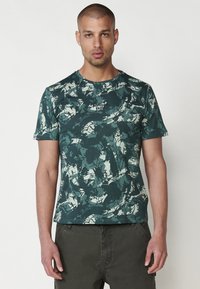 SHORT-SLEEVED - Tričko s potlačou - verde green