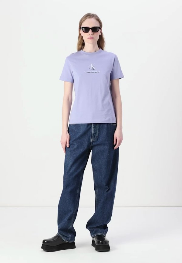 SHADOW GRAPHIC REGULAR TEE - Print T-shirt - persian violet4