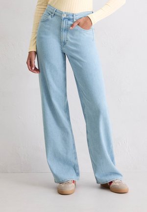 WIDE FIT REGULAR LENGTH HIGH WAIST - Široke hlačnice - soft light blue wash