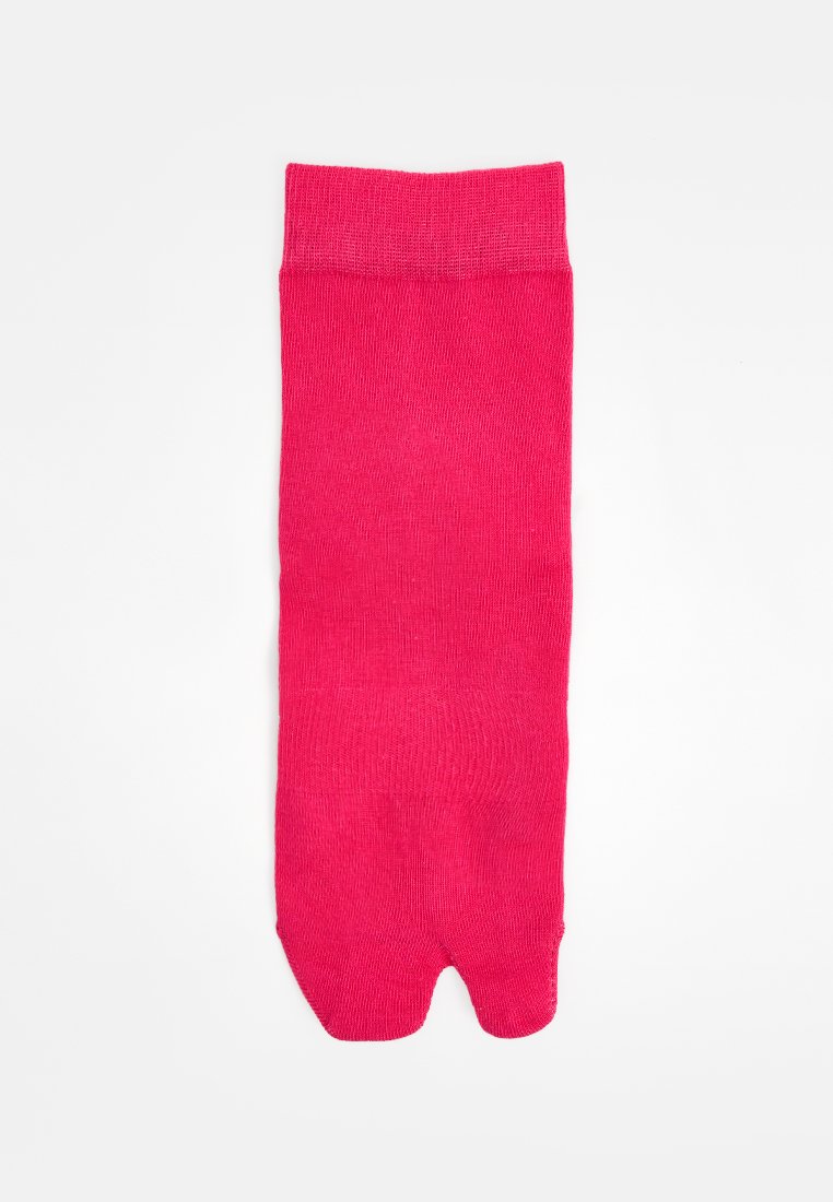 Rosa Zehensocken aus weichem, dehnbarem Stoff mit einem gerippten Bündchen und separaten Zehenbereichen für Komfort und Passform.