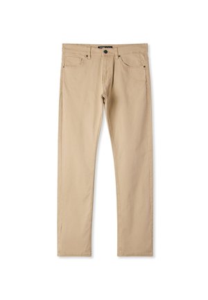 Pantaloni beige a gamba dritta con bottone e cerniera frontale, passanti per cintura e design a cinque tasche, distesi su uno sfondo bianco.
