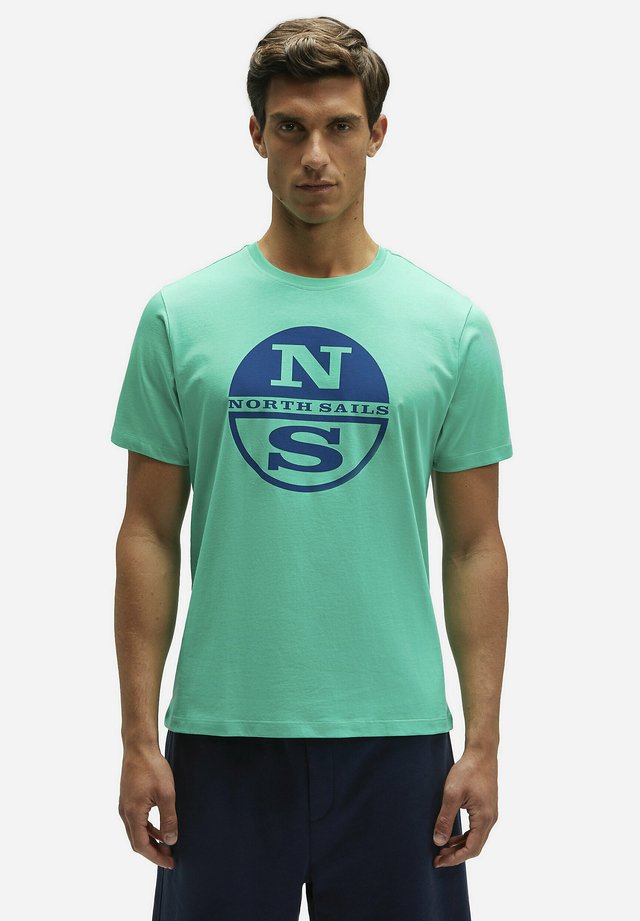 T-shirt imprimé - green 0409