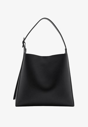 Borsa a tracolla in pelle nera con texture liscia, apertura a forma di tazza profonda, tracolla corta e design minimalista.