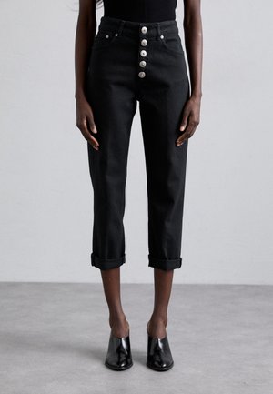 Sorte højtaljede jeans med opsmøg, der har en fem-knaps lukning foran og subtile syninger. Glat denimtekstur.