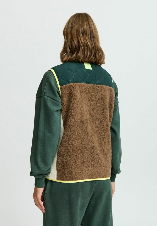 JCBERRI - Waistcoat - scarab mix3