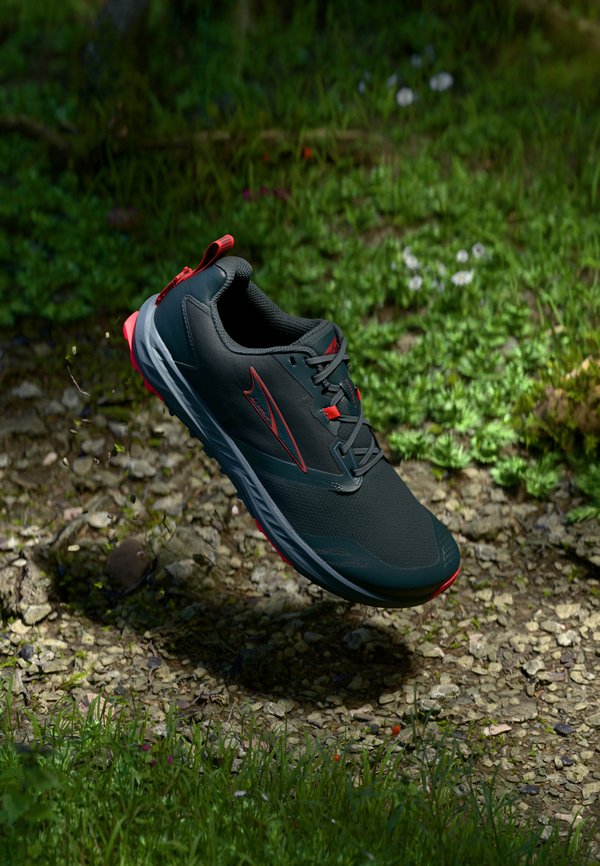 SUPERIOR 7 - Trail running shoes