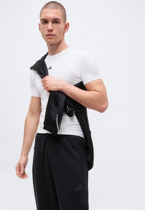 adidas Pantalón Z.n.e. — foto 4