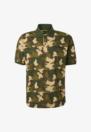 Herre kortærmet poloshirt med kamuflage i grønne, brune og beige nuancer, mørkegrøn krave og knapstolpe.