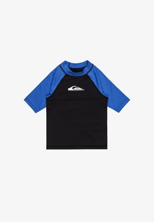 Schwarz-blaues Rashguard-Shirt mit kurzen Ärmeln und einem weißen Surfmarkenlogo in der Mitte der Brust.