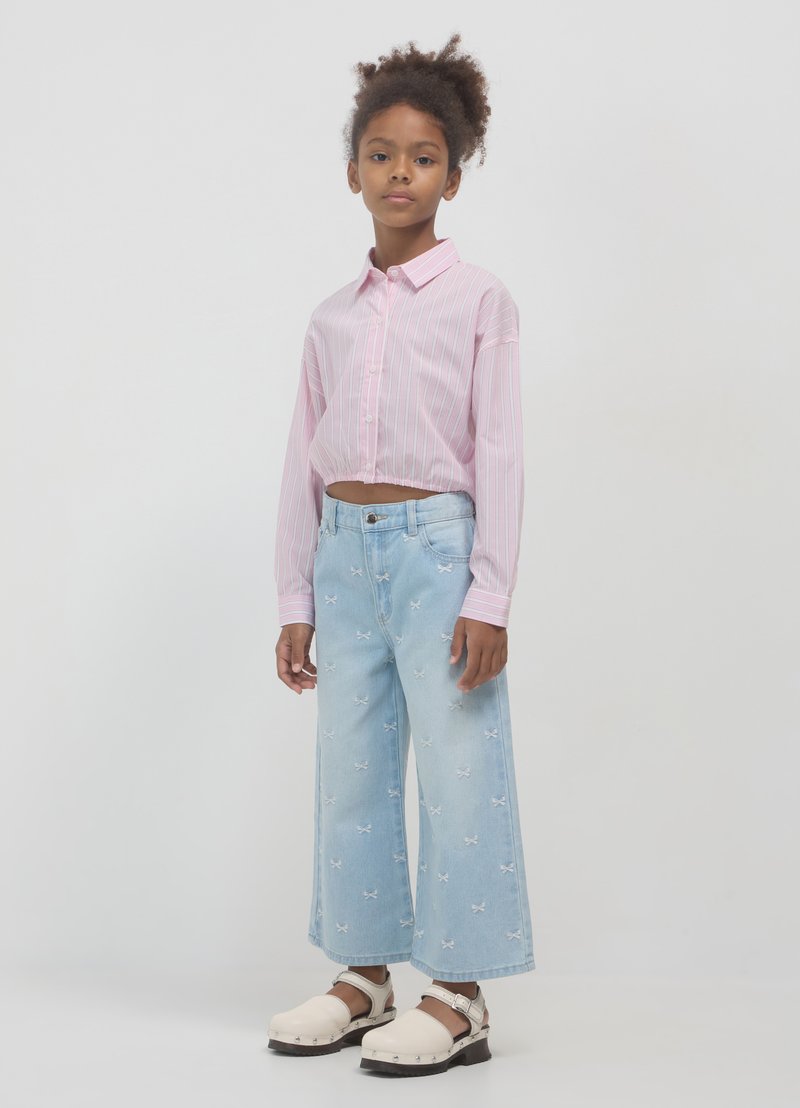 Calliope RICAMI FIOCCHI - Jeans a zampa - blu denim chiaro