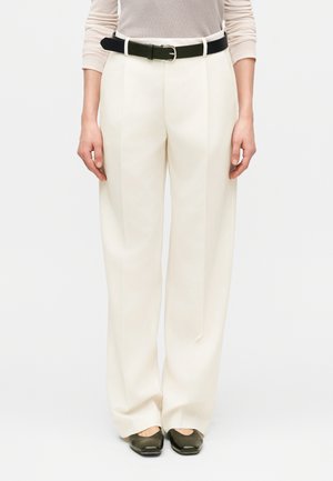 PANTS - Pantalon classique - cream