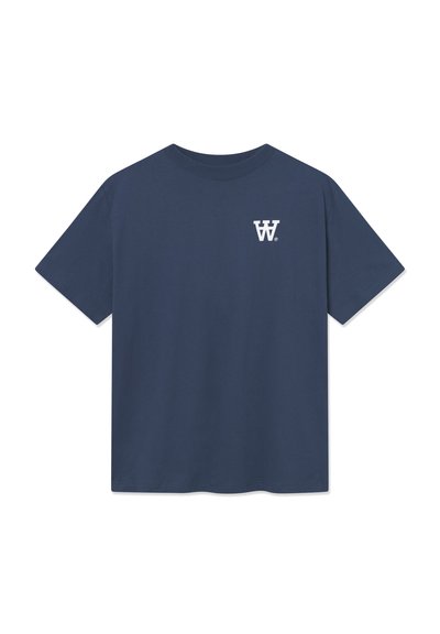 T-shirt bleu marine à manches courtes avec encolure ronde et petit logo blanc "W" sur le côté gauche de la poitrine.