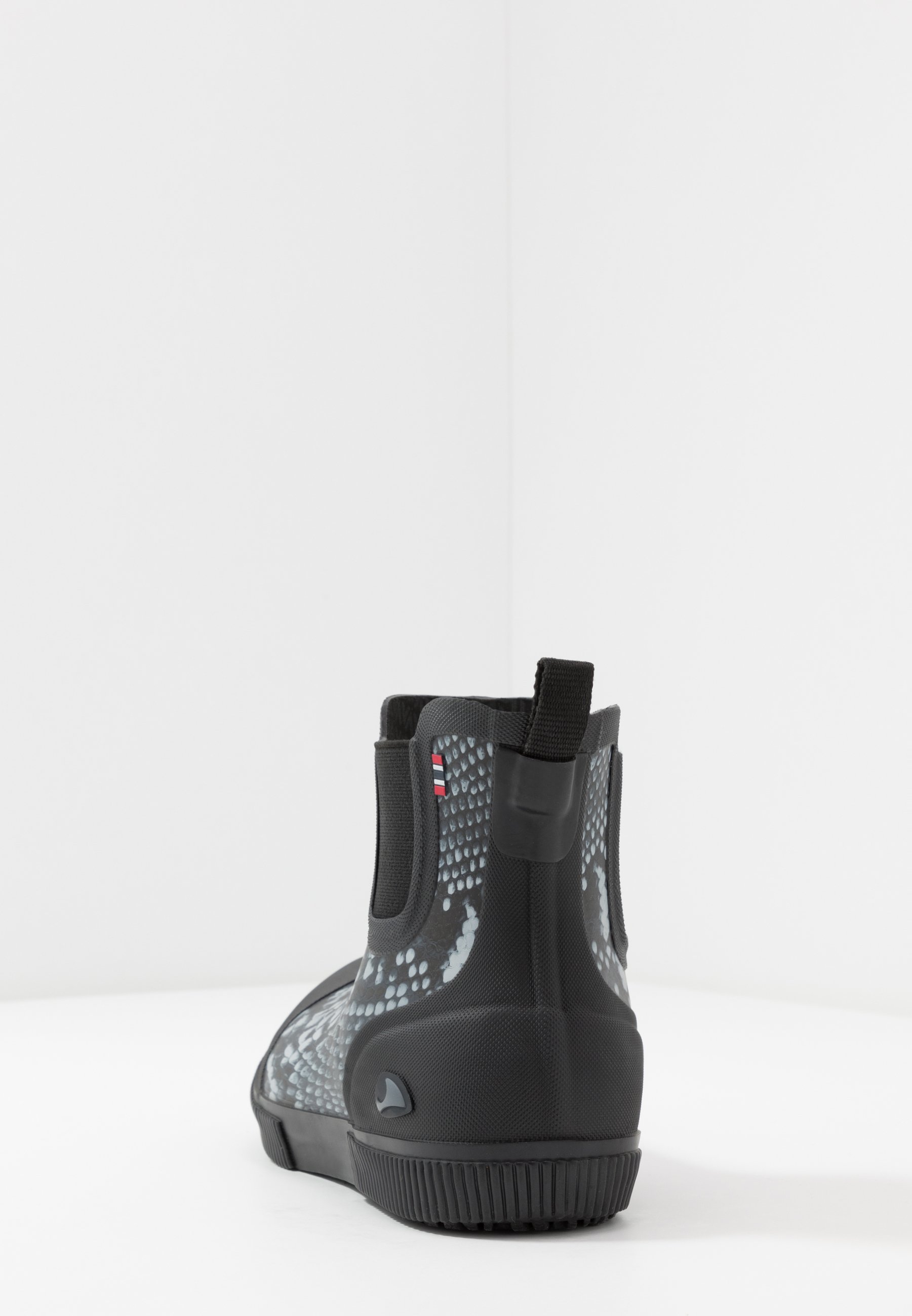 Viking PRAISE SNAKE Gummistövlar blackgrey Zalando.se Viking TOKYO SNAKE Gummistövlar blackgrey Zalando.se