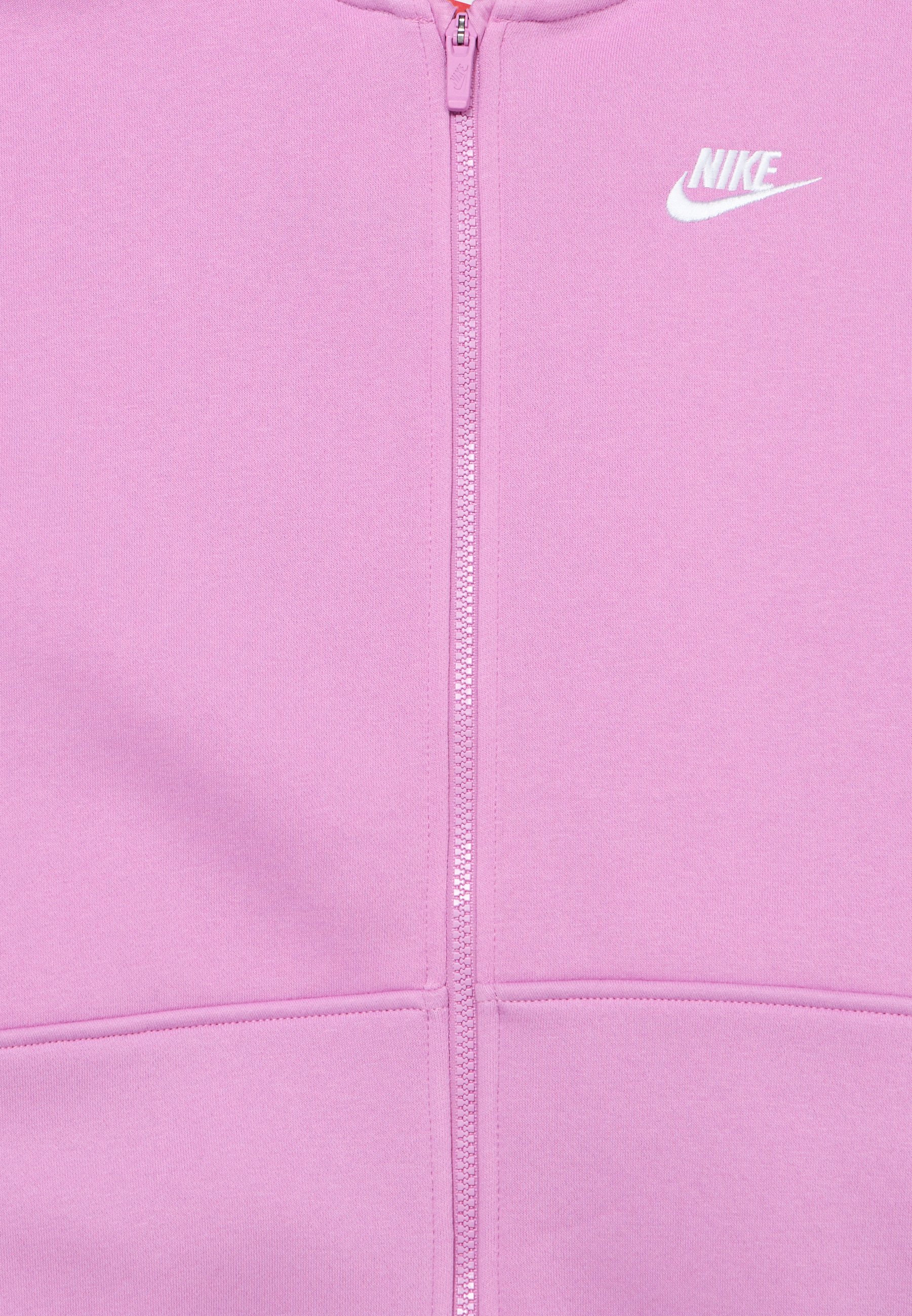 magenta nike sweatshirt