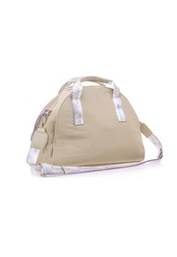 Beige Handtasche mit runder Form, aus Stoffmaterial, mit zwei Griffen und einem abnehmbaren Tragegurt. Sie besitzt eine glatte Oberfläche und dezente Akzentdetails.