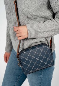 Tamaris ANASTASIA - Clutch - blue
