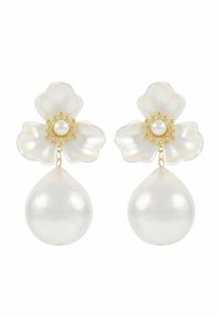 Vita pärldroppörhängen med en blomdesign med iriserande blad, en central pärla och gyllene accenter. Slät, glänsande yta.