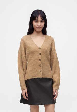 Gina Tricot, CHUNKY CARDIGAN - Жилетка - camel