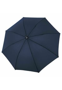Ombrello blu navy con otto pannelli, realizzato in tessuto. Presenta un manico liscio e un meccanismo di apertura centrale metallico.