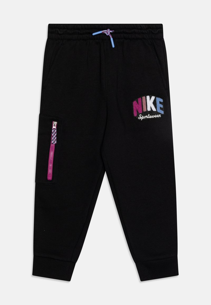 Pantalons de survêtement noirs Nike avec cordon de serrage rose et bleu, poche zippée sur le côté avec contour rose, et logo "NIKE Sportswear" multicolore sur la cuisse gauche.