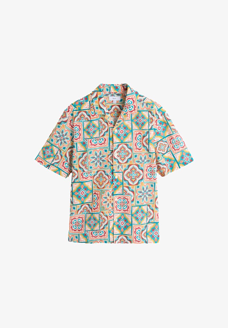 Camicia a maniche corte con bottoni, con motivo colorato di piastrelle geometriche e floreali in turchese, arancione, rosso e bianco.