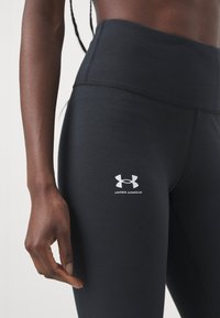 Under Armour CAMPUS LEGGING - Tamprės - black/white