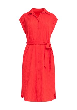 Rotes, kurzärmeliges Kleid mit durchgehender Knopfleiste, tailliertem Bund und strukturiertem Stoff in lässiger Passform, mit klassischem Kragen.