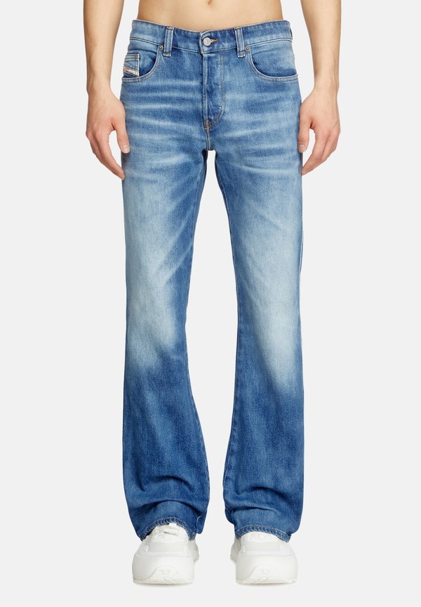 BUCK - Straight leg jeans