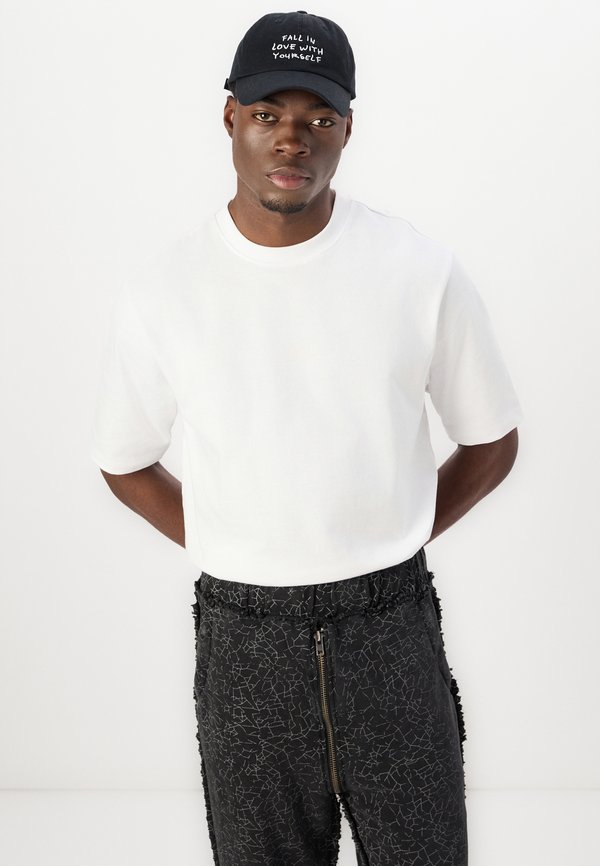 FLAWED PANTS UNISEX - Tracksuit bottoms4