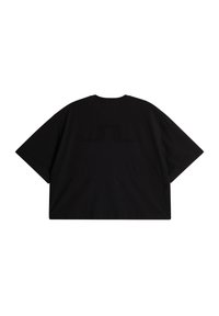 Musta ylisuuri t-paita, jossa on pyöreä kaula-aukko, lyhyet hihat ja teksturoidulla logokuvioinnilla varustettu selkäosa. Pehmeä, kevyt kangas.