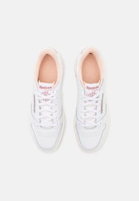 Reebok Classic Zapatillas - white