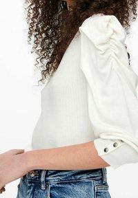ONLY Stickad tröja - off-white