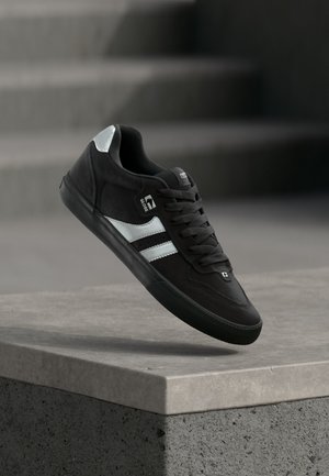 Globe, ENCORE 2 - Scarpe skate - black/metallic silver-coloured