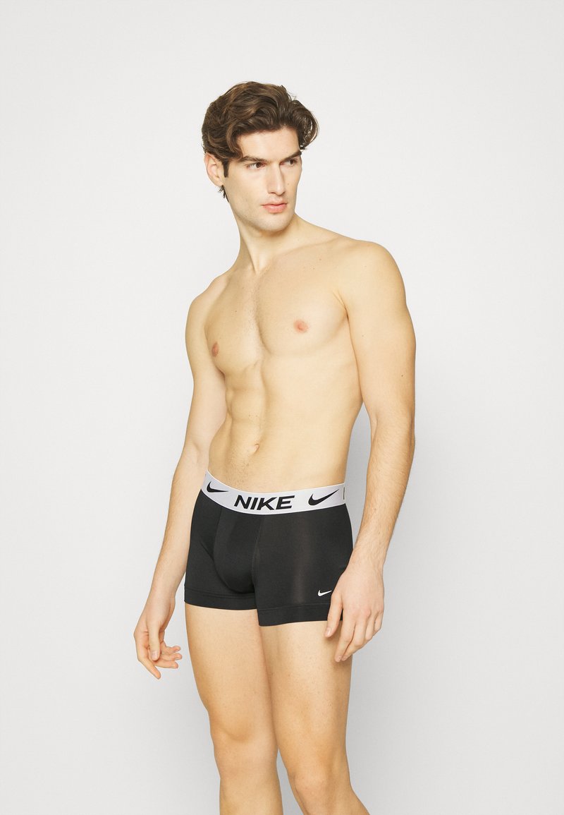 Nike Underwear ESSENTIAL MICRO TRUNK 3 PACK Panties action grape/dark grey/black/flerfarvet