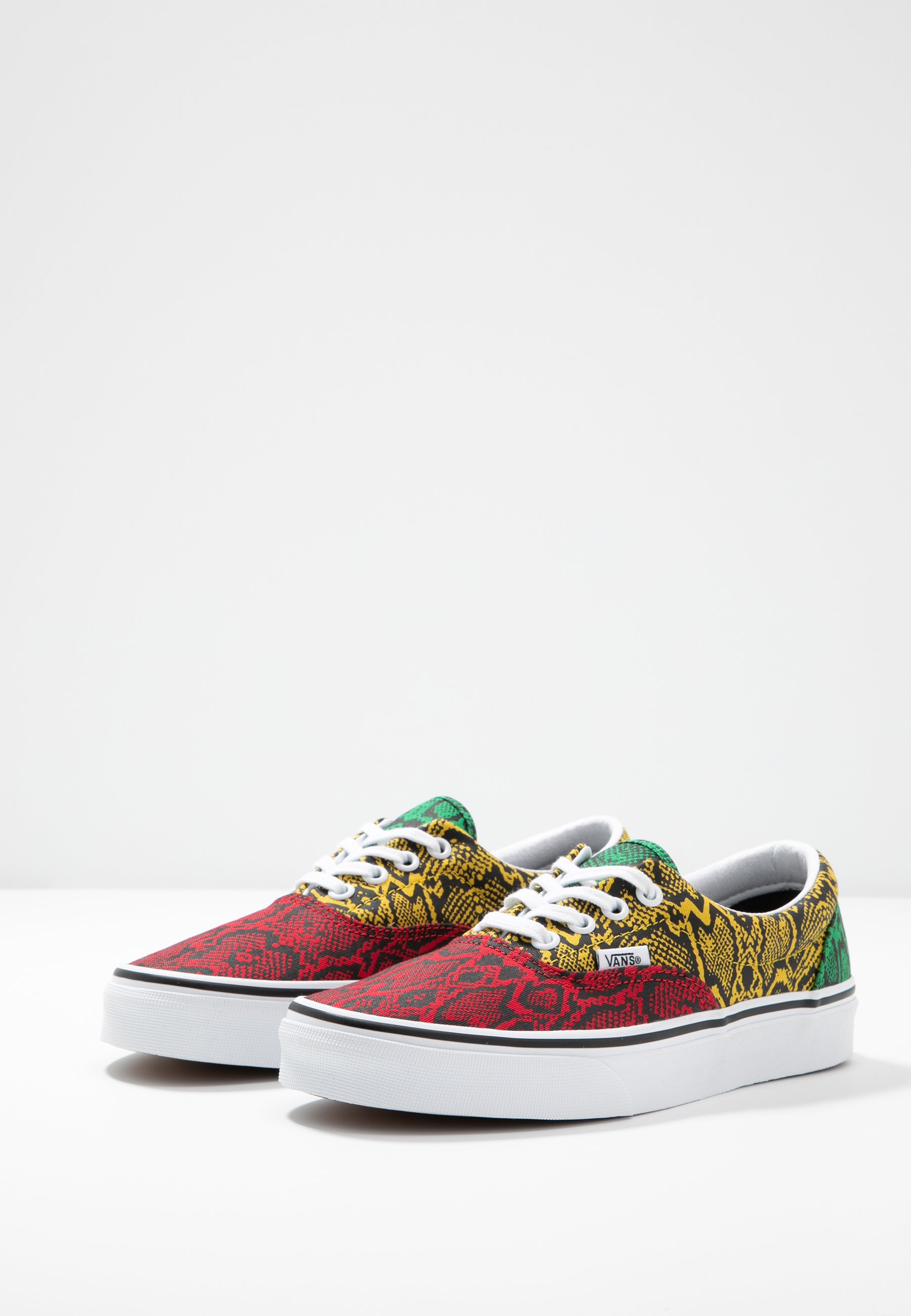 vans era rasta