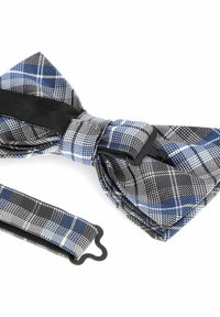Krawat w kratkę w odcieniach niebieskiego, czarnego i białego o gładkiej fakturze. Zawiera czarny regulowany pasek i metalowy zamek do zapinania.